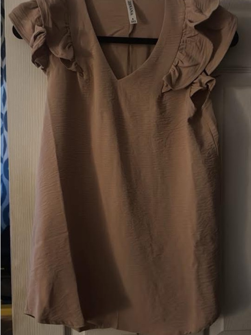 Zenana Outfitters Taupe Ruffle-Sleeve V-Neck Tunic
